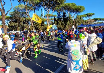 In 11mila alla Corsa di Miguel per dire No alla violenza sulle donne