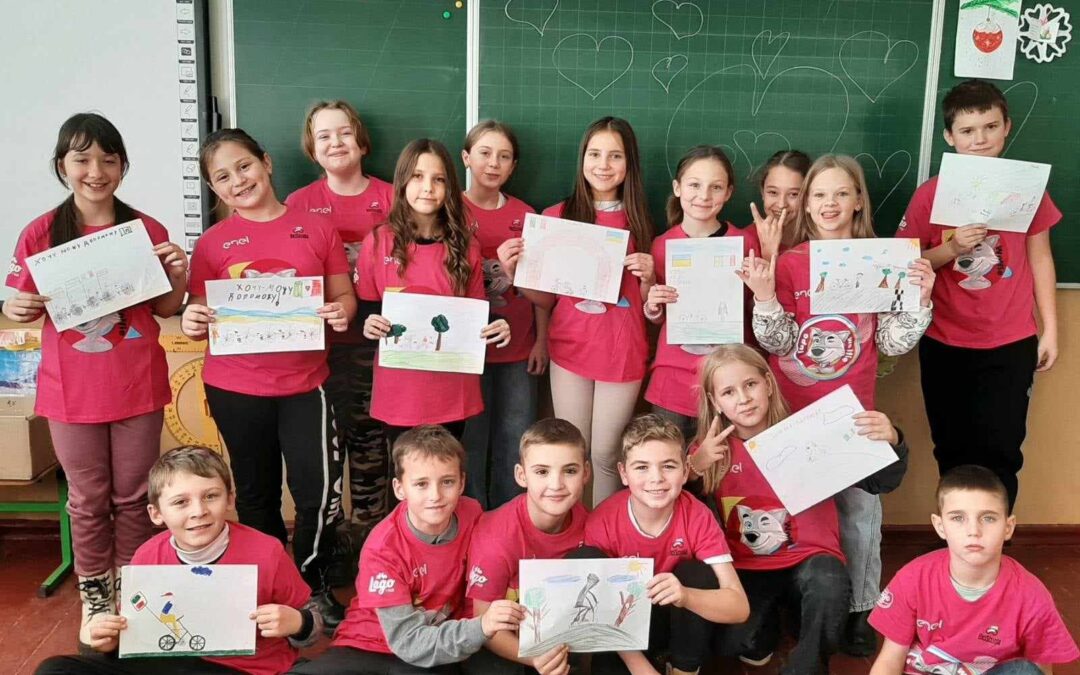 AiCS Ungheria porta un gruppo di piccoli ucraini in Italia per BiciScuola, in occasione del Giro d’Italia