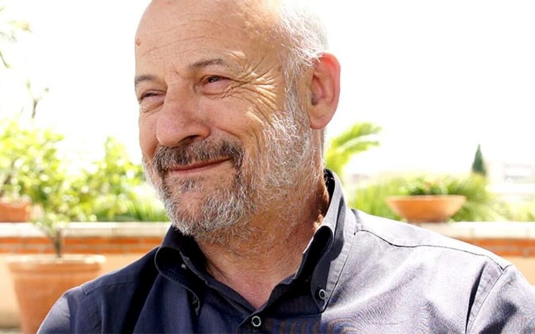 Addio a padre Gaetano Greco, da sempre al fianco dei “ragazzi difficili”. Fu amico di AiCS e recitò nella sua compagnia di teatro penitenziario