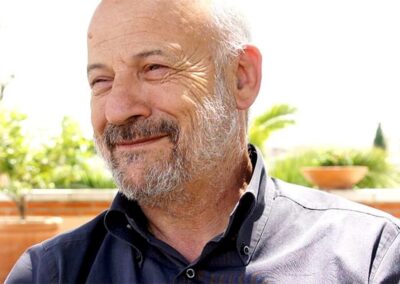 Addio a padre Gaetano Greco, da sempre al fianco dei “ragazzi difficili”. Fu amico di AiCS e recitò nella sua compagnia di teatro penitenziario