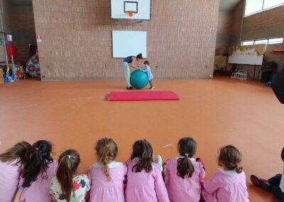 Sport di squadra e gioco a scuola: a Viterbo giornata di festa per la consegna dei gadget