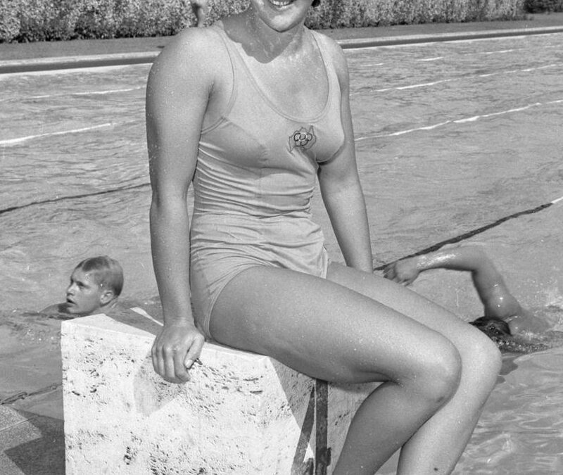 Viaggio nella vita dei campioni con AiCS e Daniele Masala: nasce oggi Dawn Fraser