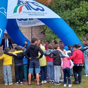 Sport di squadra e alimentazione sana a scuola, in 100 a Sassari per la festa di inizio progetto