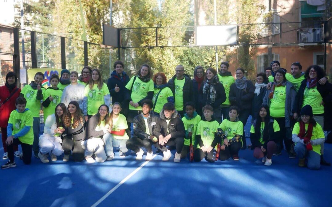 Torna “Parete di genere”: aderiscono al flash mob AiCS contro la violenza oltre 50 circoli di padel