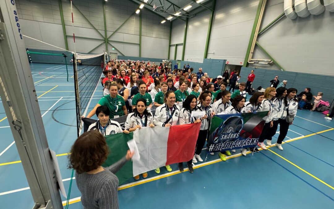 Catch’n Serve Ball, al campionato CSIT in Finlandia brillano le squadre italiane: le Mamasharks di Aprilia vincono l’argento e Forlì protagonista nel fair play