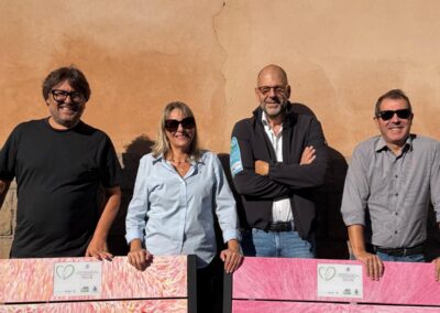 Dai tappi alle panchine e alle librerie: con AiCS Ambiente il riciclo diventa scuola